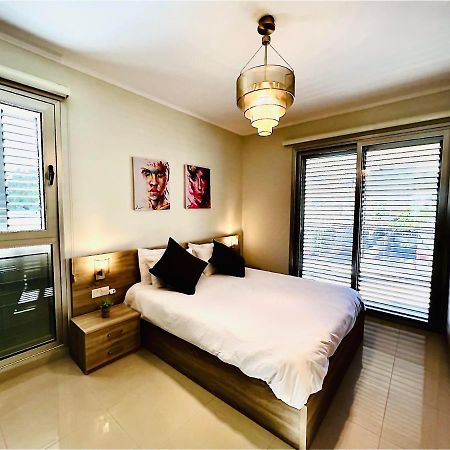 Nuna 102 Apartment Ларнака Екстериор снимка