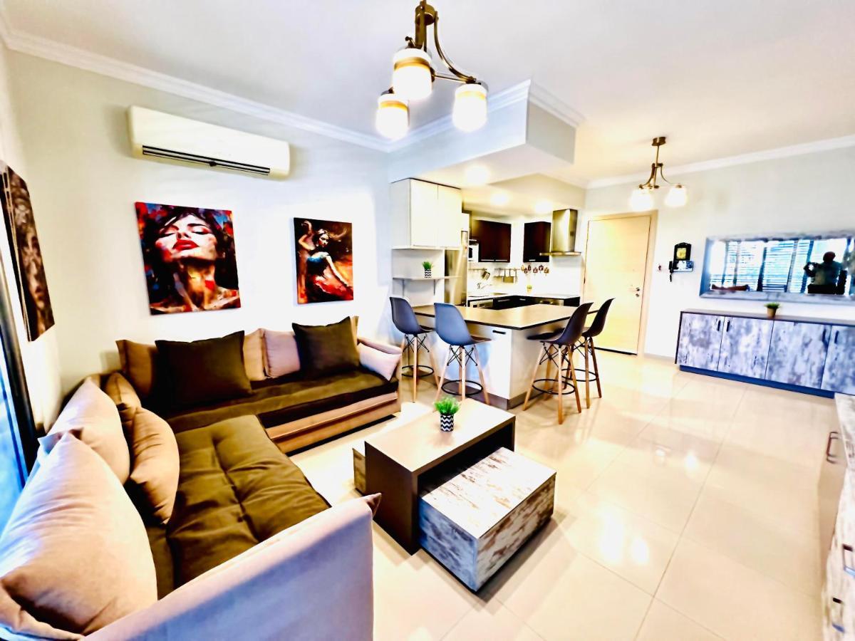Nuna 102 Apartment Ларнака Екстериор снимка